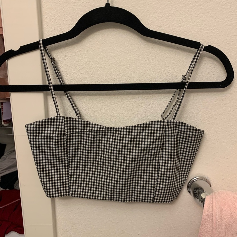 brandy melville crop top